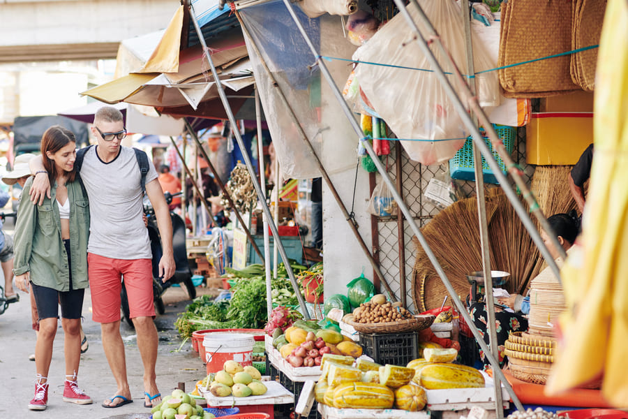 turista en el mercado